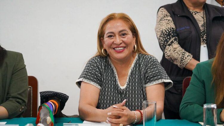 Verde afina agenda; Paulina Pérez va por resultados en territorio