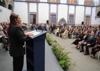 CDMX prepara ley para proteger a menores de algoritmos y violencia digital