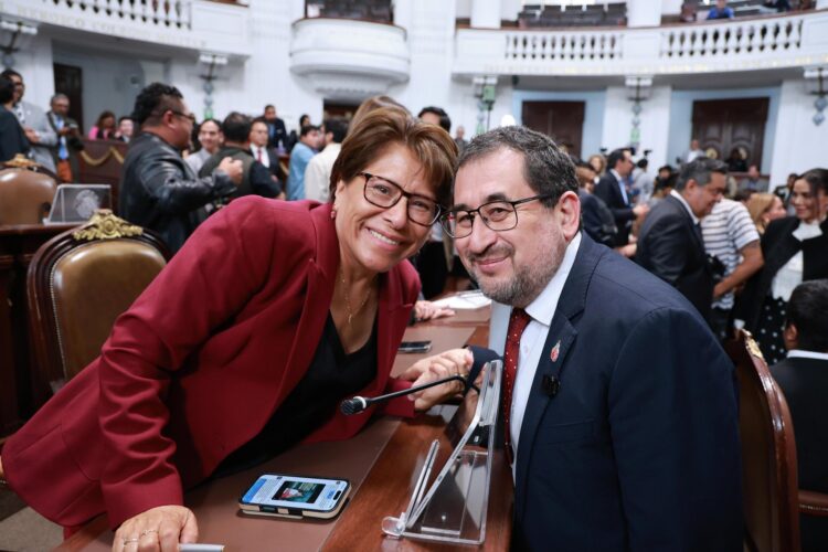 Martha Avila fortalece la agenda de Morena en Donceles