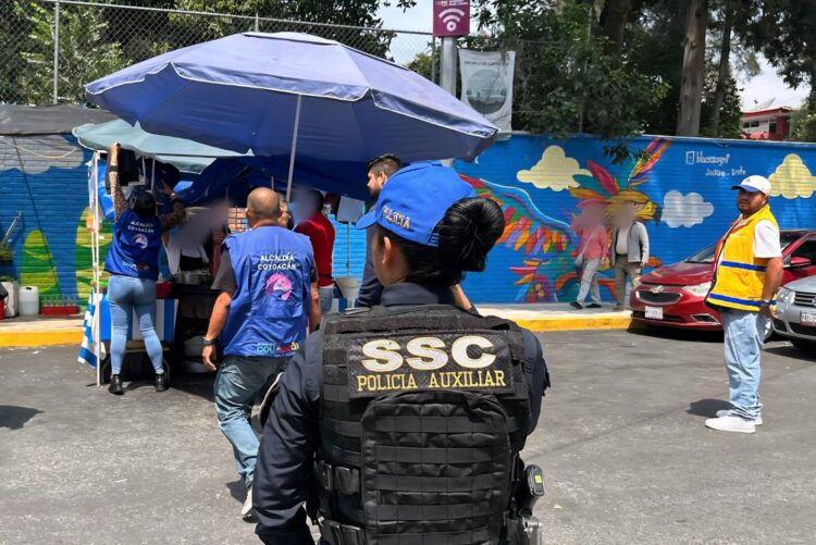 Coyoacán recupera espacio público en inmediaciones de hospital
