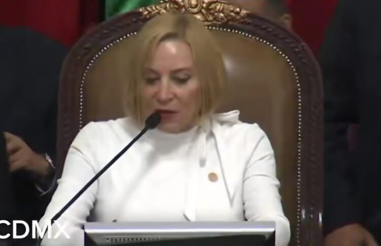 “Ni autoritaria ni débil”: Olivia Garza lanza advertencia desde Donceles