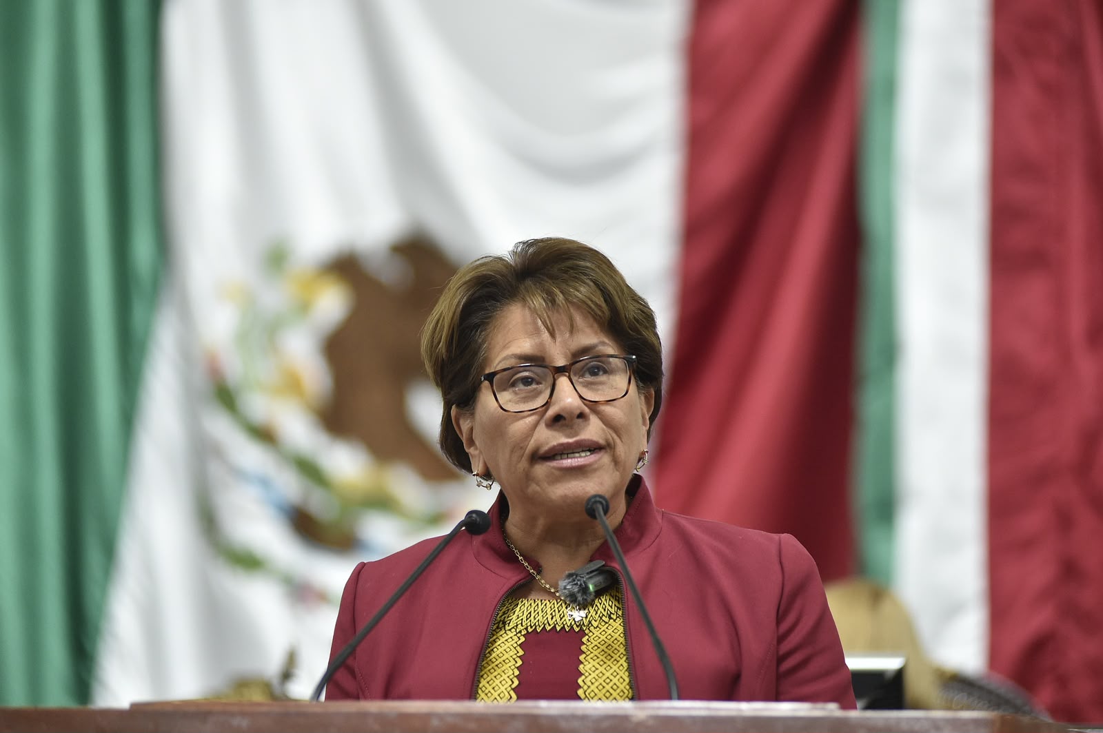 Martha Avila plantea enseñar a detectar desinformación desde la escuela