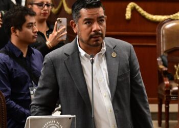 Reencarpetado en MH desata choque entre Morena y PAN