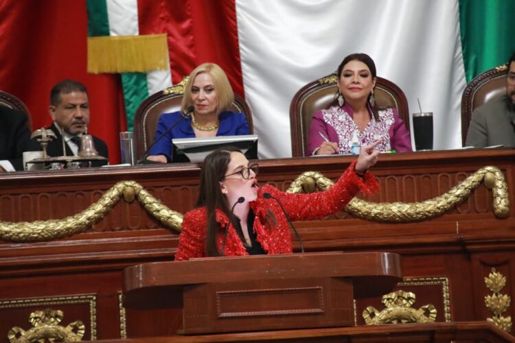 Tania Larios a Brugada: protestar no es delito